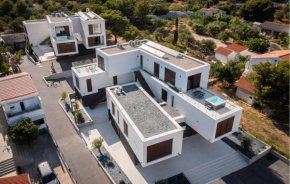 1 Bedroom Cozy Apartment In Betina